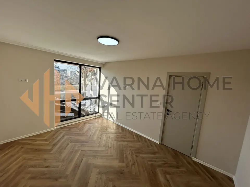 3-room apartment in Vazrazhdane 2 - 1
