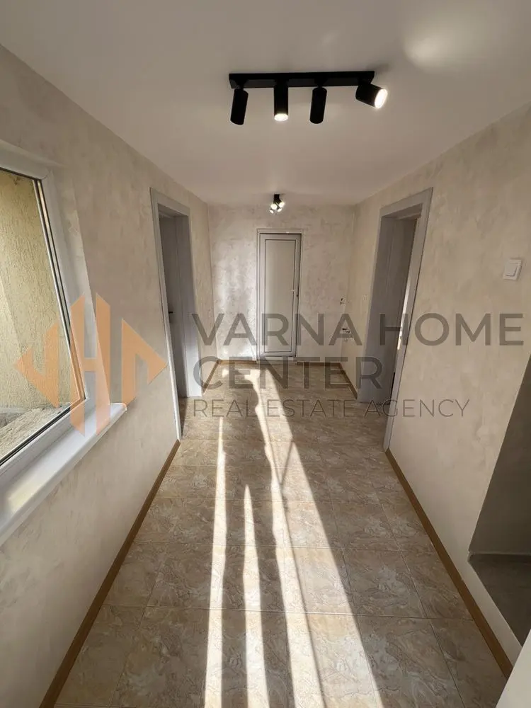 First Floor of a House for Sale in Vinitsa District, Varna - 3