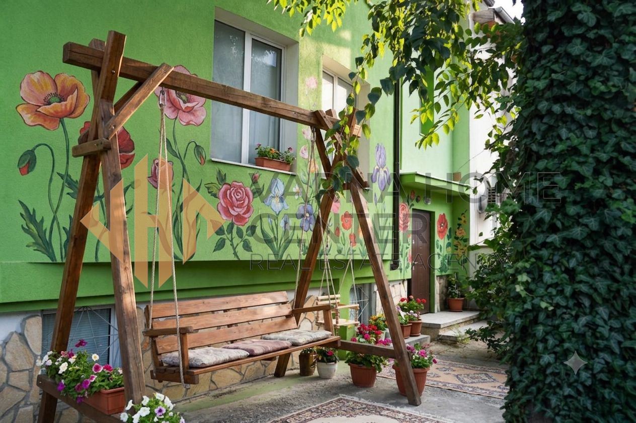 25 Opalchenska St.
