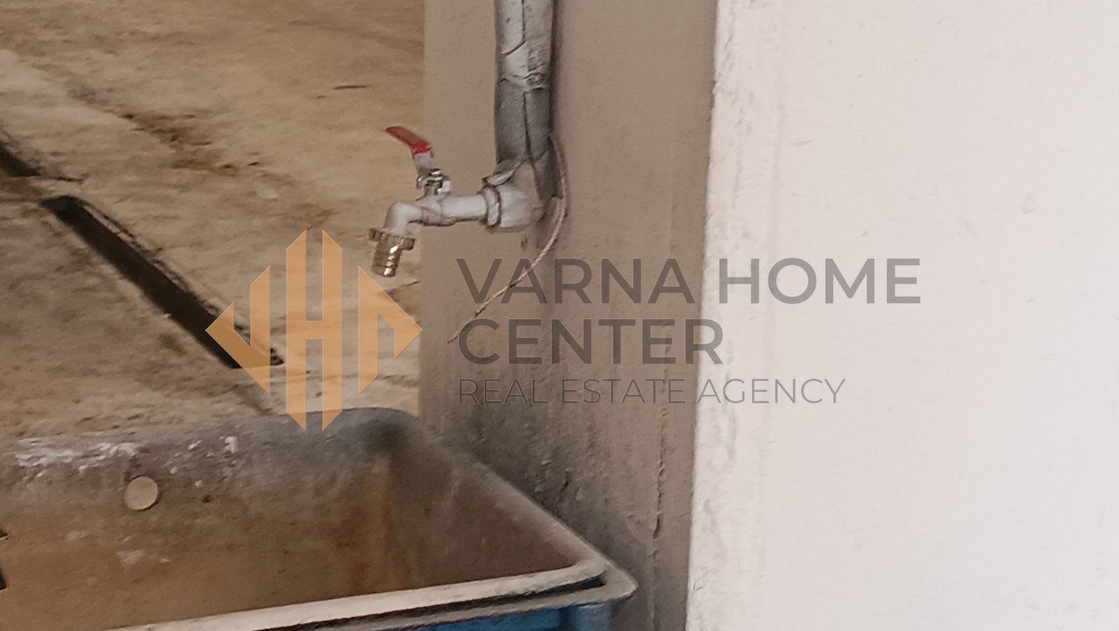 Отдаваме под наем промишлено помещение намиращо се в град Варна, в близост до кръговото под Метро. - 4